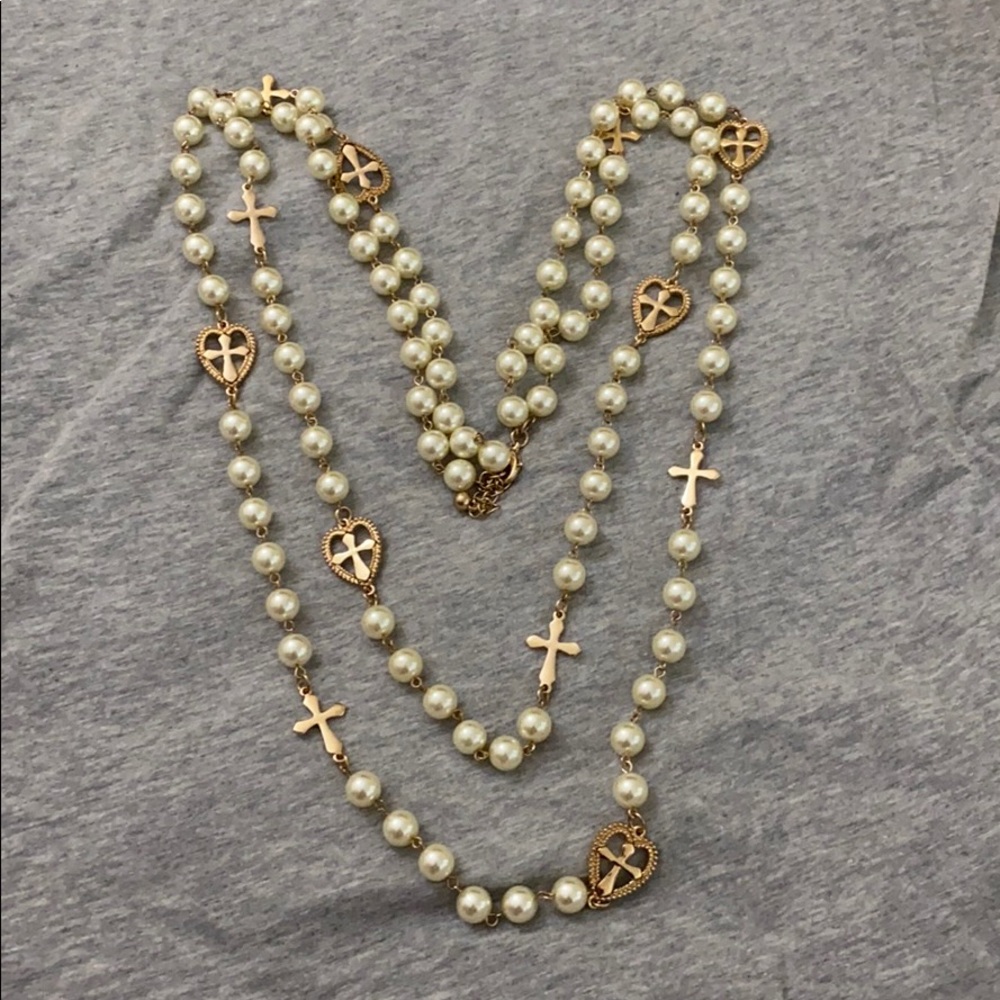 long faux pearl necklace